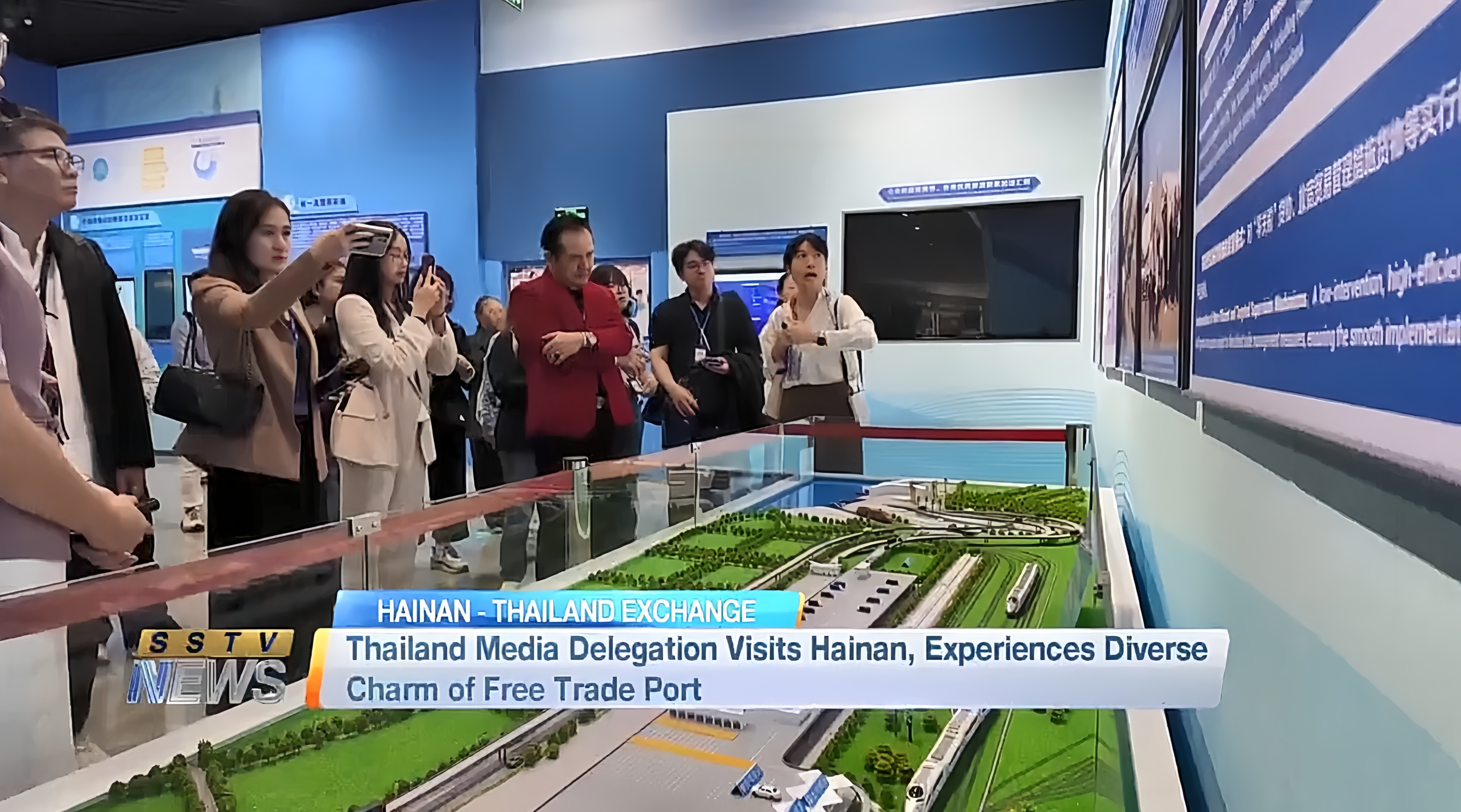 Thailand Media Delegation Visits Hainan, Experiences Diverse Charm of Free Trade Port